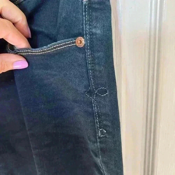 Lucky Brand Sofia Straight size 8/29 ankle dark wash jeans. - Picture 2 of 12